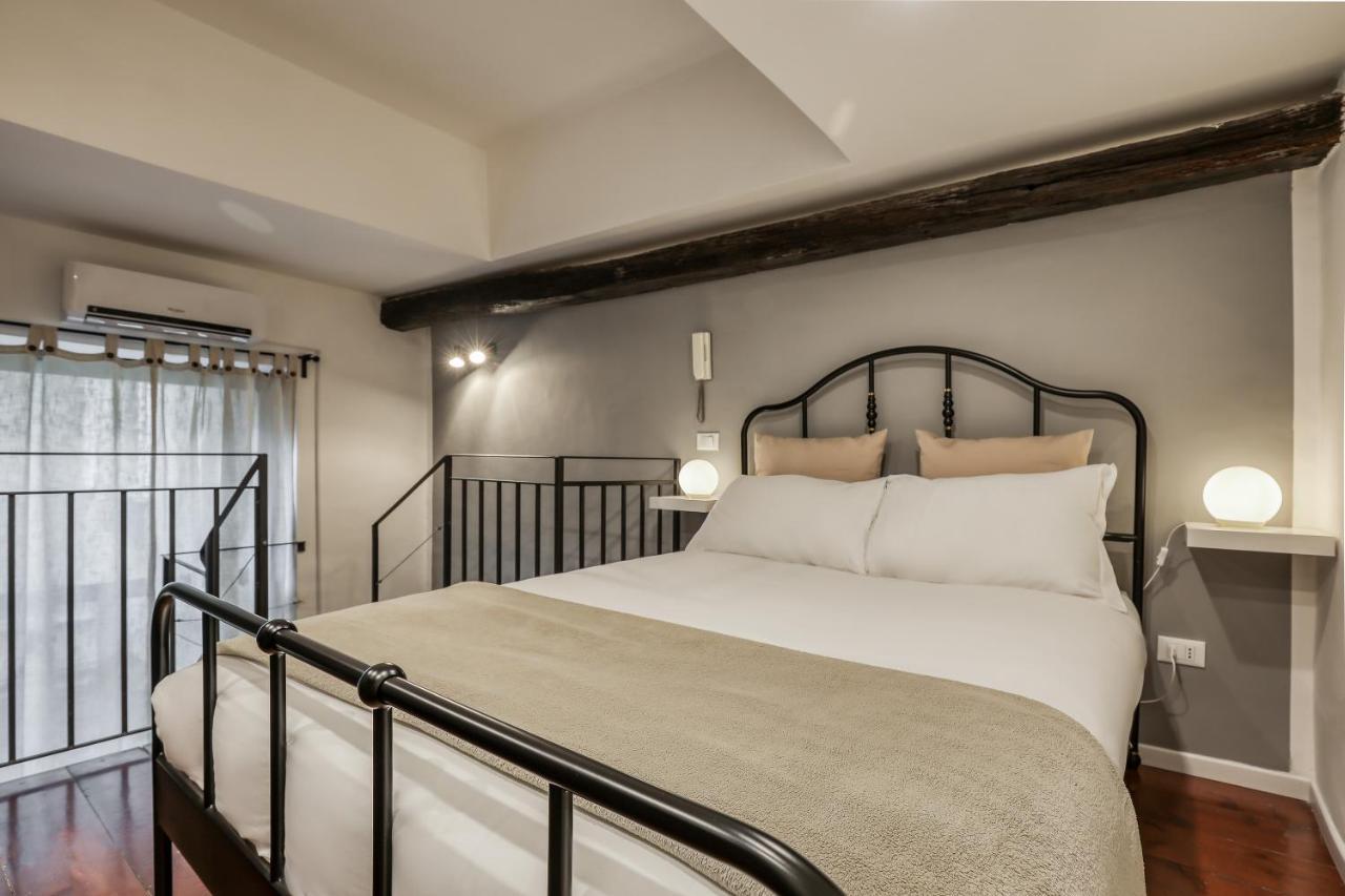 Atrhome Loft Studio Canova Rome Bagian luar foto